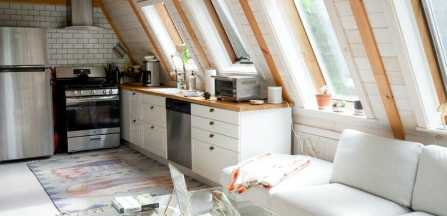 Tidy chalet near Warren lake