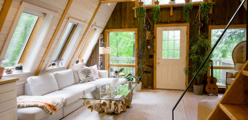 Tidy chalet near Warren lake