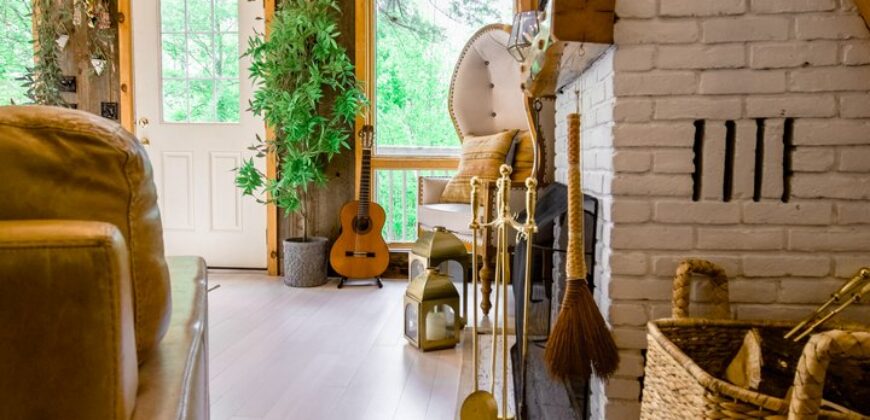 Tidy chalet near Warren lake