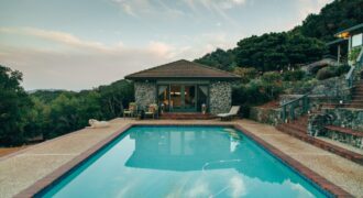 Outside pool luxury chalet